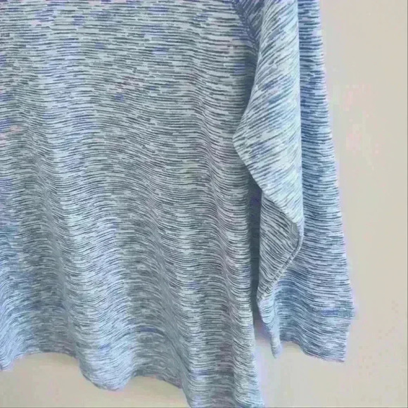 CLASSIC EDITIONS | Blue/White  Textured 3/4 Length Sleeve Lightweight Top - Picture 2 of 4